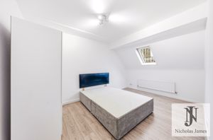 Photo 9- click for photo gallery